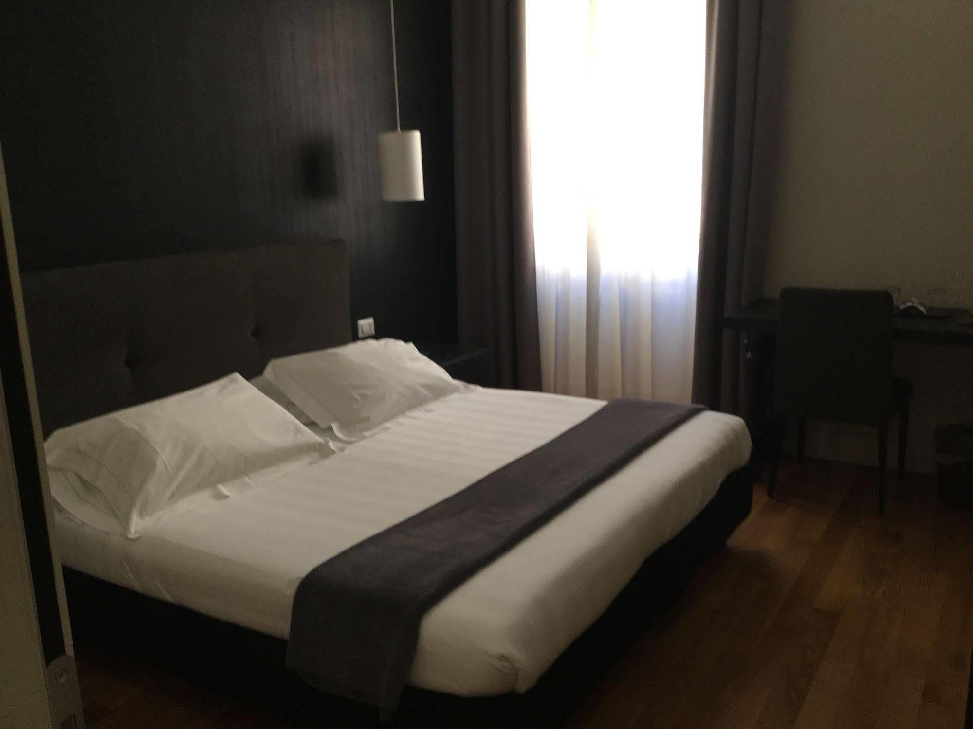Rhome Terminal Guest House Róma Kültér fotó