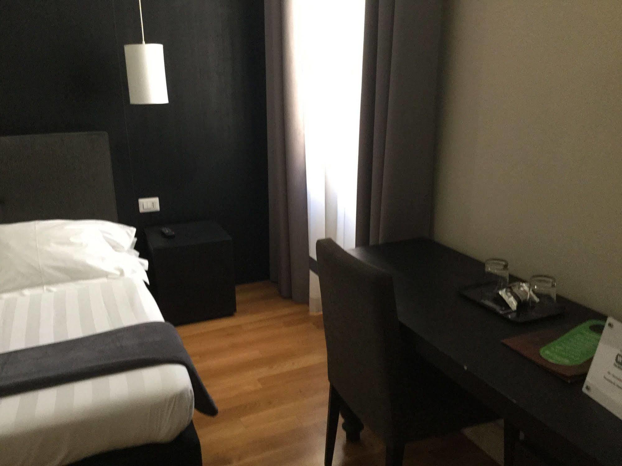Rhome Terminal Guest House Róma Kültér fotó
